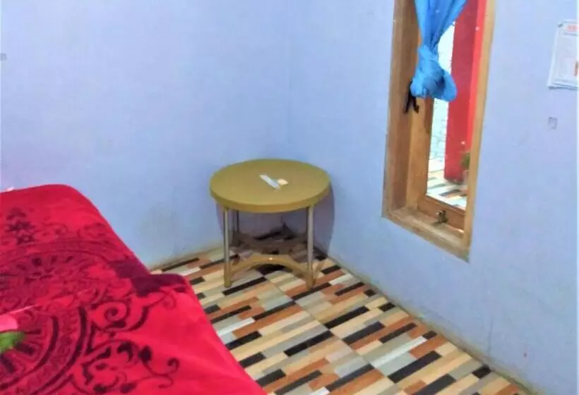 ペンション Penginapan Puncak Dp