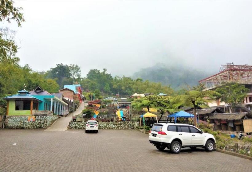 פנסיון Penginapan Puncak Dp