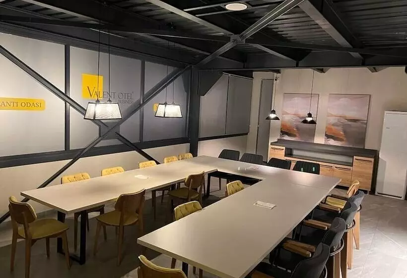 Valent Otel Business