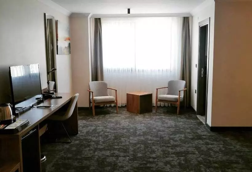 Valent Otel Business