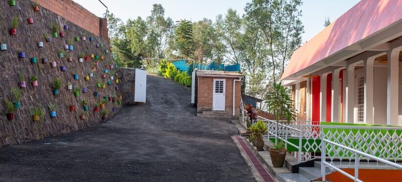 تختخواب و صبحانه Choose Kigali