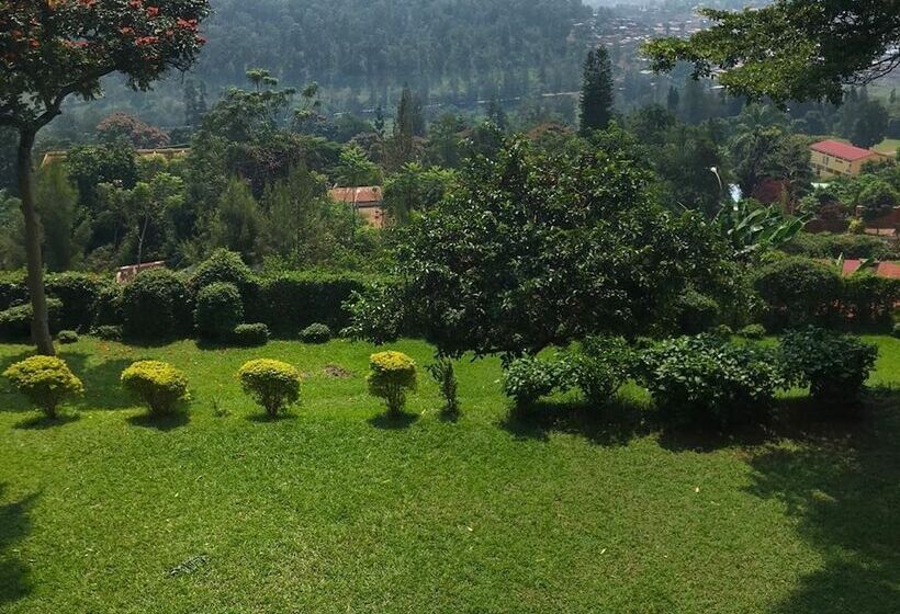 تختخواب و صبحانه Choose Kigali