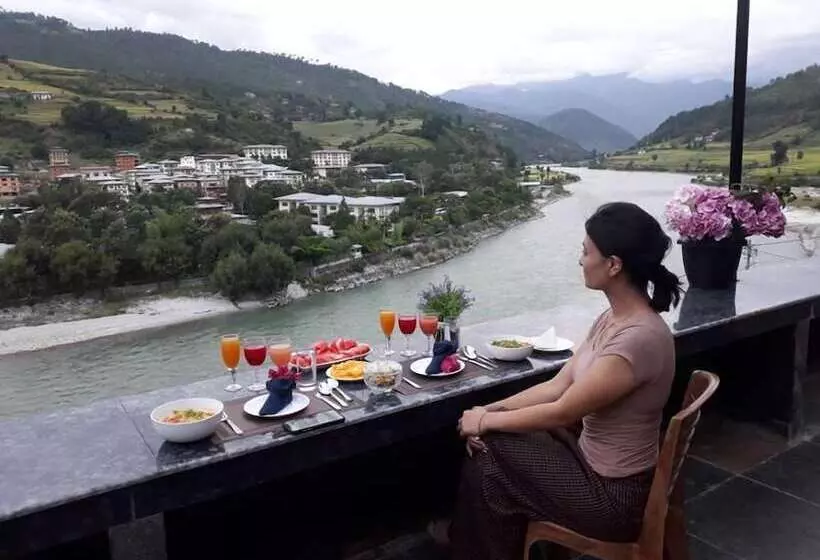 ホテル River Valley