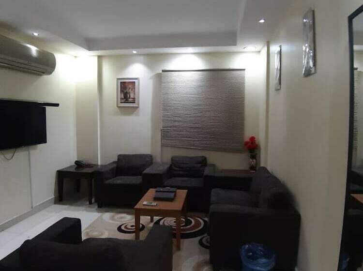 Sewan Hotel Apparments By Oyo Rooms