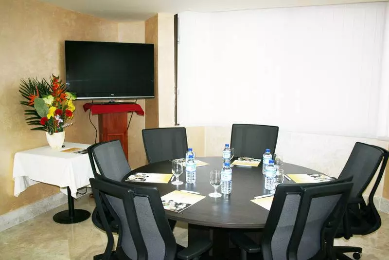 Отель Al Diar Dana