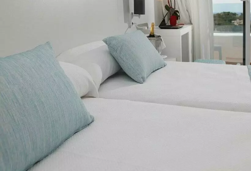 ホテル Aluasoul Carolina   Adults Only