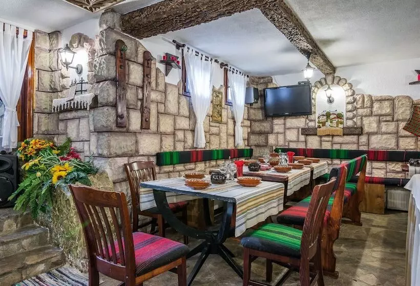 בית מלון כפרי Boutique Guest House Ikonomov