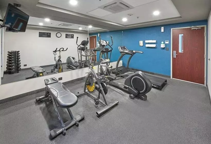 Otel City Express By Marriott Los Mochis