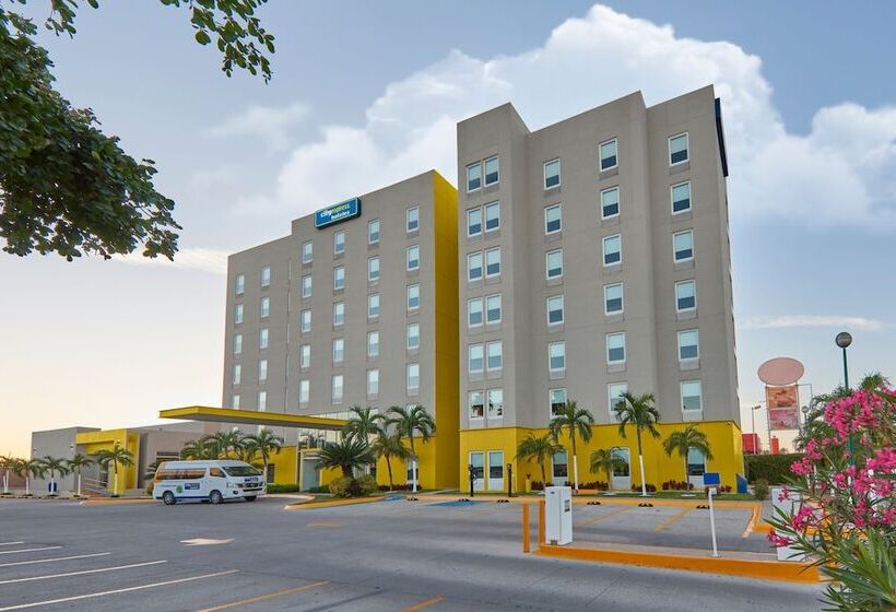Hotel City Express By Marriott Los Mochis