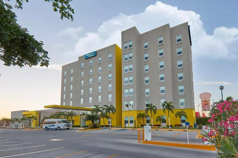 Hotelli City Express By Marriott Los Mochis