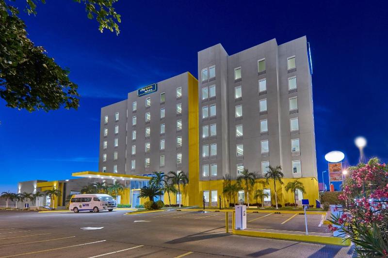 Hotel City Express By Marriott Los Mochis