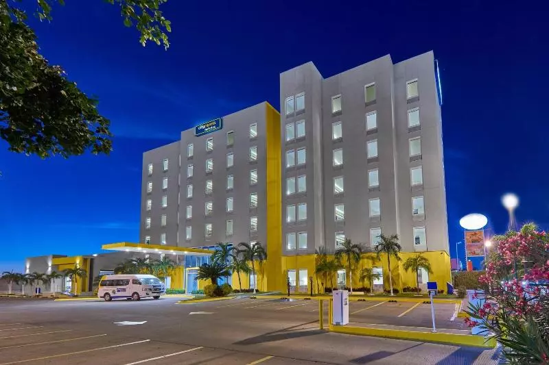 Hotelli City Express By Marriott Los Mochis