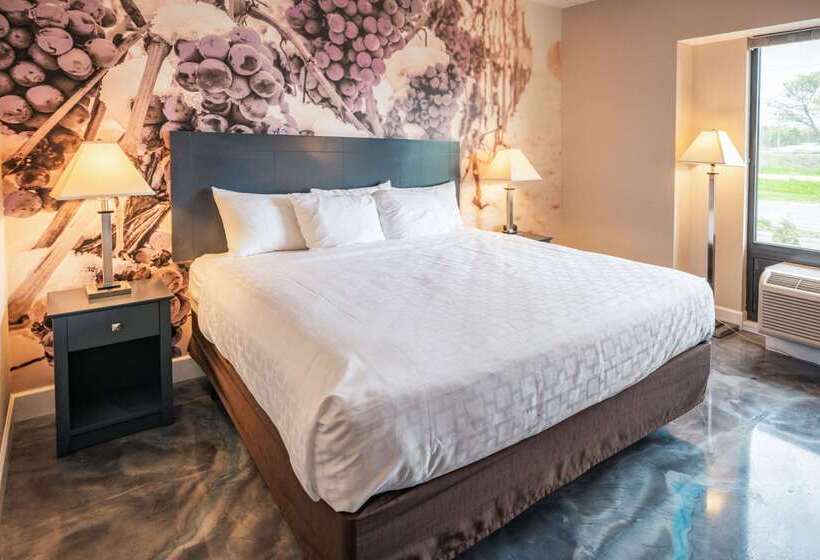 Oakfield Hotel & Suites, Ascend Hotel Collection