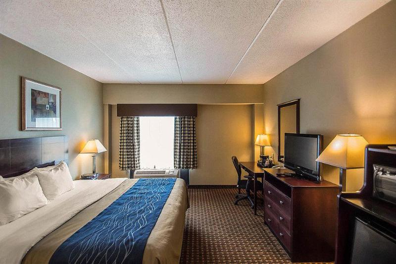 Oakfield Hotel & Suites, Ascend Hotel Collection