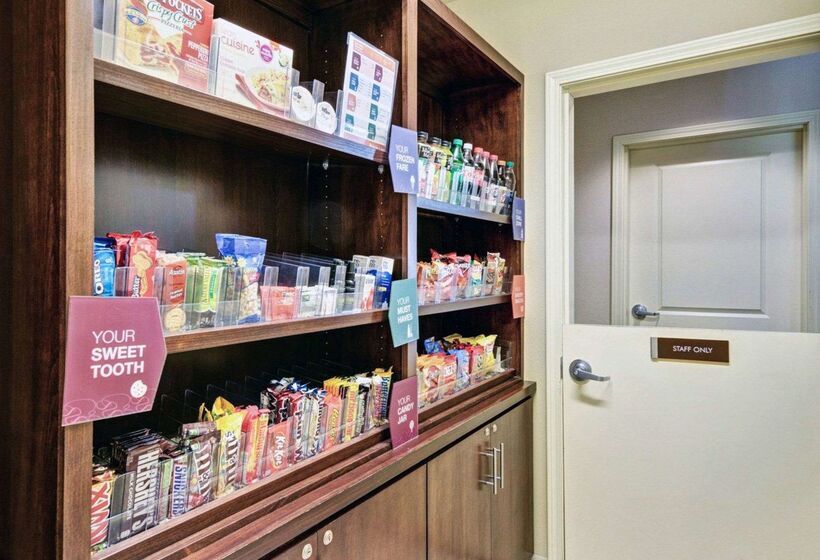 호텔 Comfort Suites Near Hot Springs Park