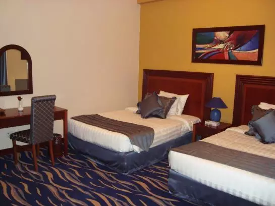 בית מלון כפרי Corp Inn Deira