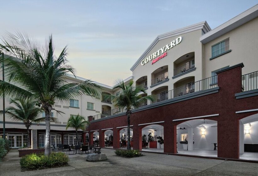 هتل Courtyard By Marriott Bridgetown, Barbados