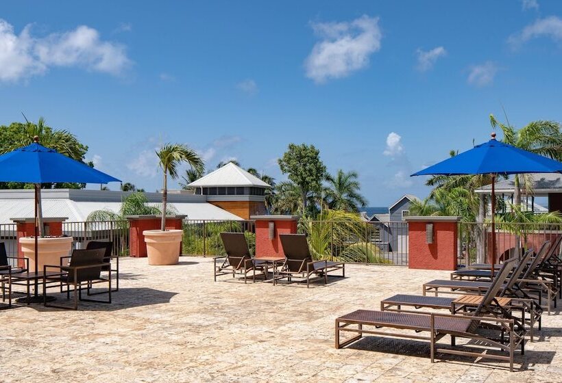 هتل Courtyard By Marriott Bridgetown, Barbados