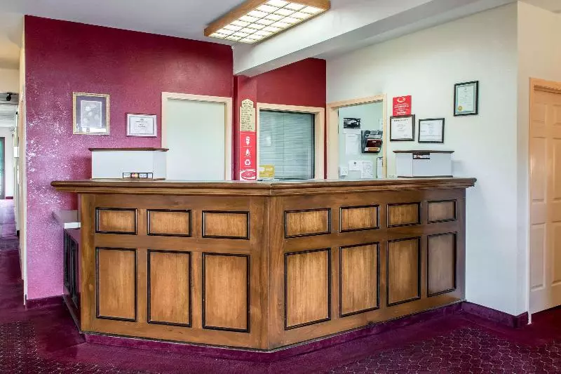 ホテル Econo Lodge