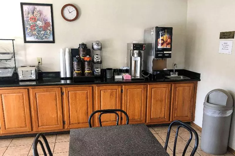 ホテル Econo Lodge