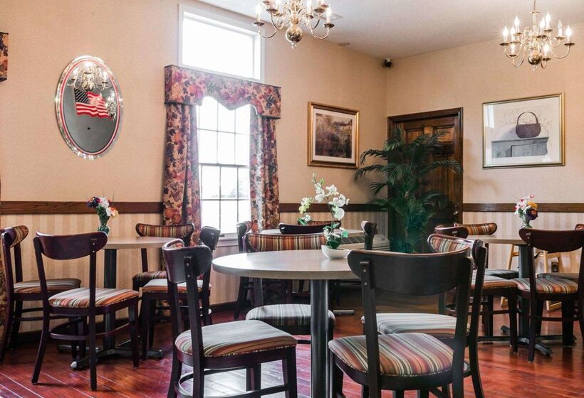 فندق Econo Lodge & Suites