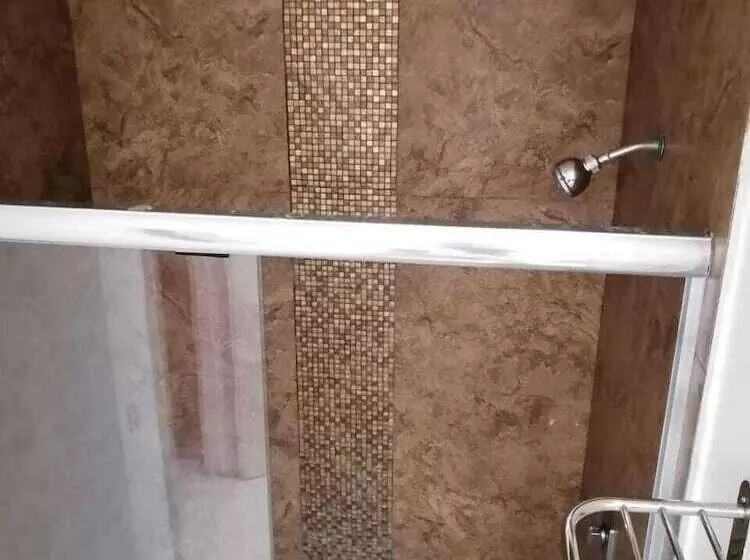 هتل El Cason And Suites