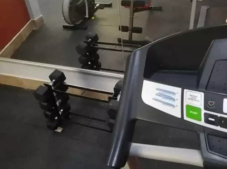 هتل El Cason And Suites