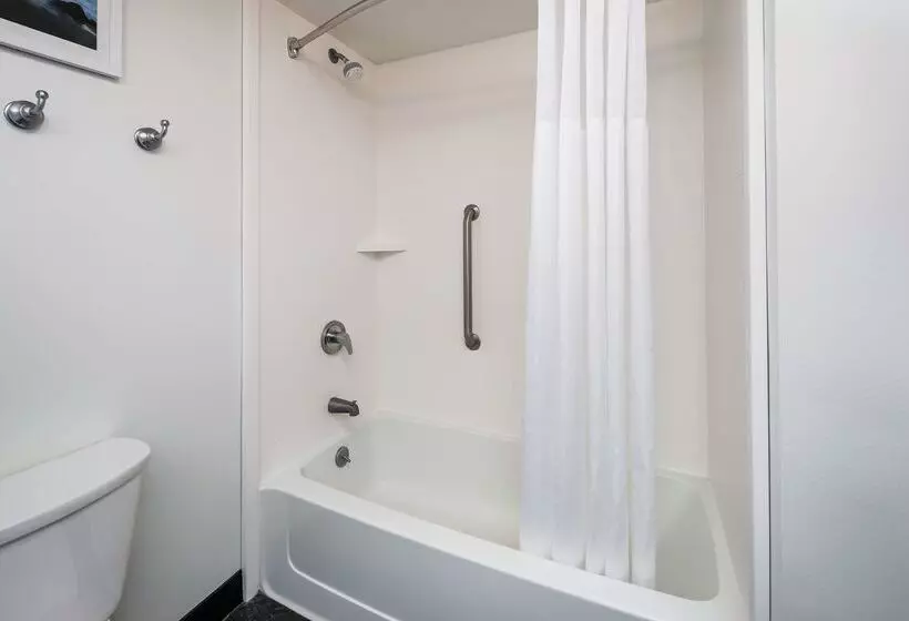 호텔 Hampton Inn & Suites Navarre