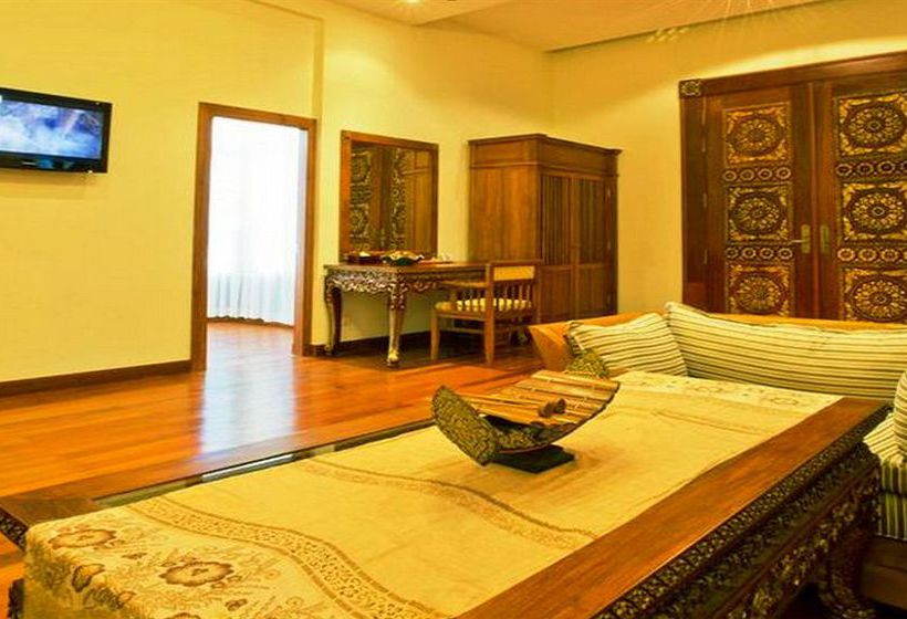 Отель La Tradition De Angkor Boutique Resort