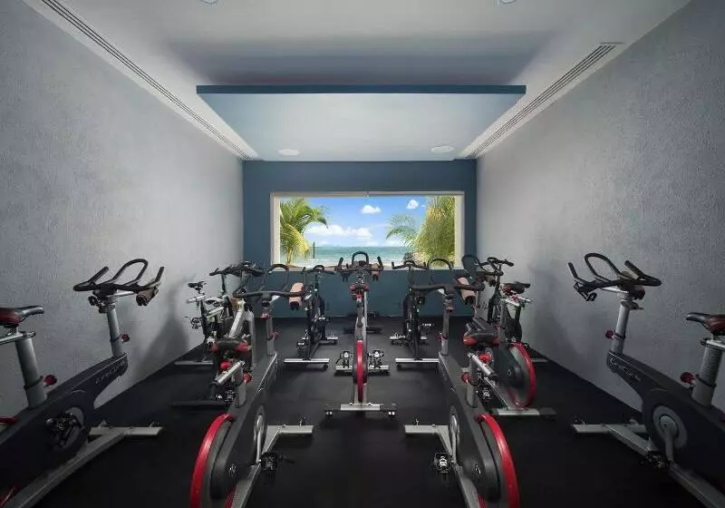 هتل Marina El Cid Spa & Beach Resort All Inclusive