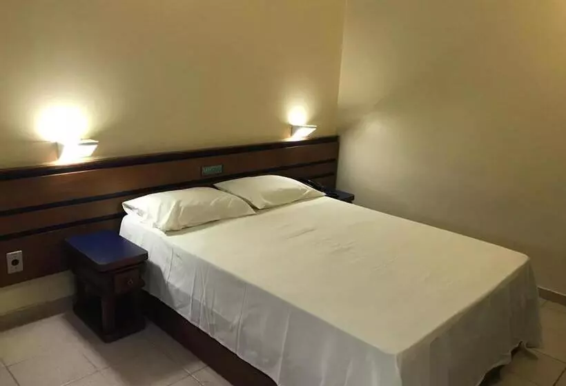 Hotel Oft Plaza Oeste