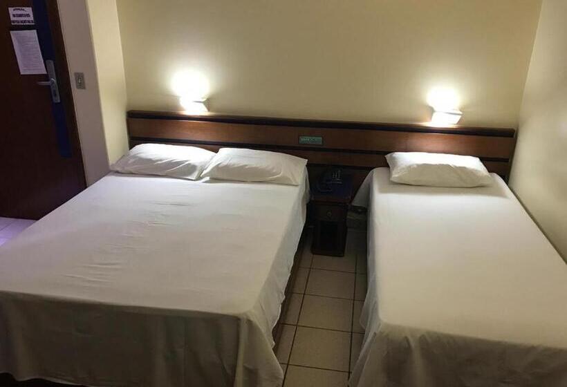 Otel Oft Plaza Oeste