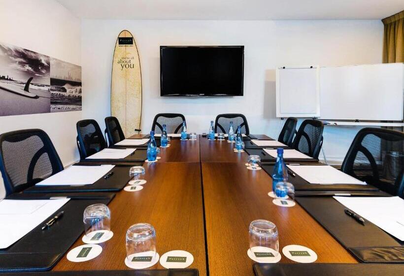 בית מלון כפרי Peppers Broadbeach