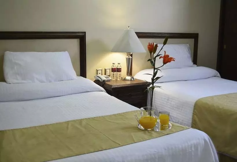 בית מלון כפרי Posada La Fuente