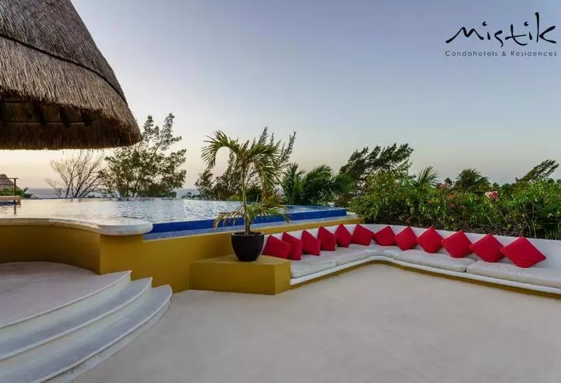 Hotel Pueblito Escondido By Mistik Vacation Rentals