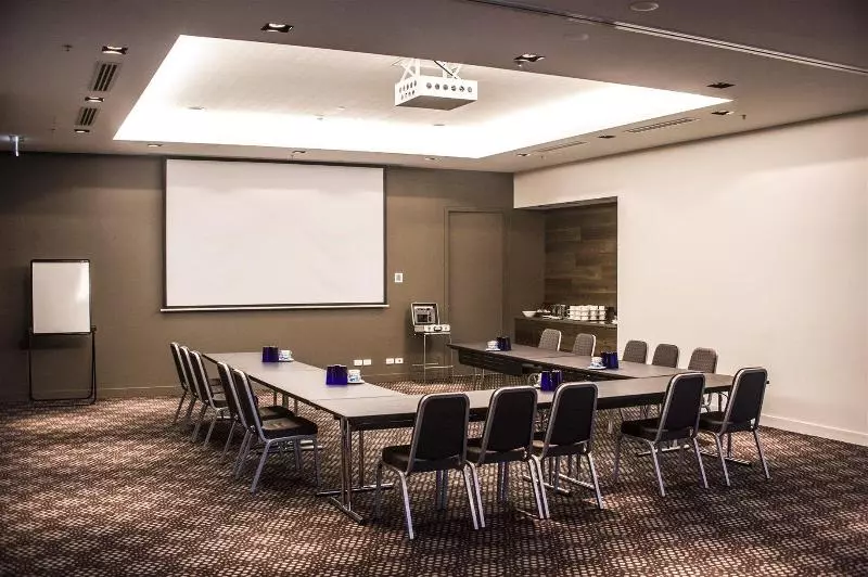 هتل Pullman Adelaide