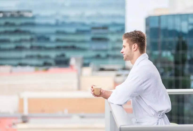 هتل Pullman Adelaide