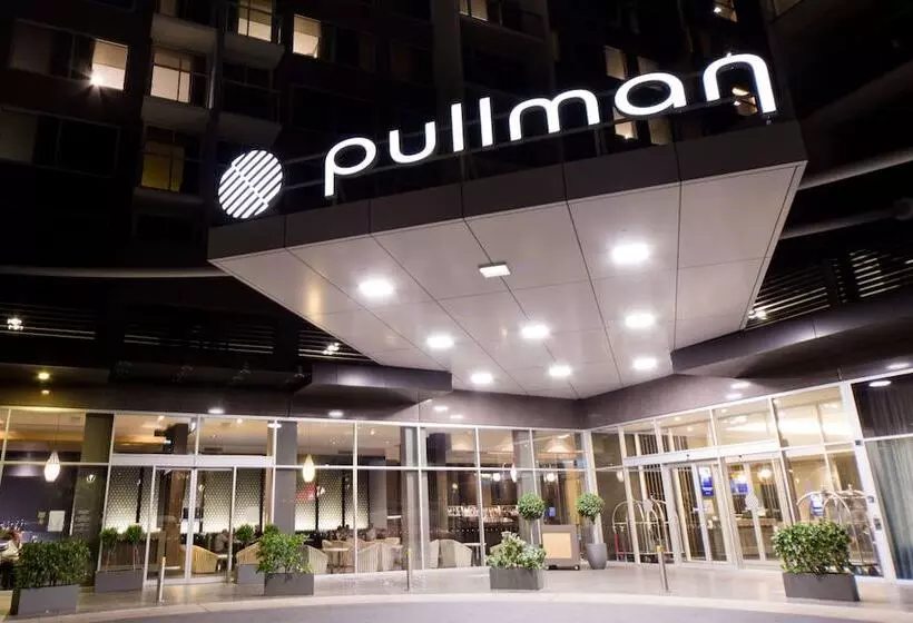 هتل Pullman Adelaide