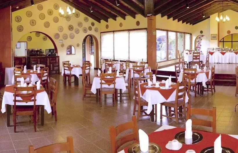 Hotelli Rincon Del Arco