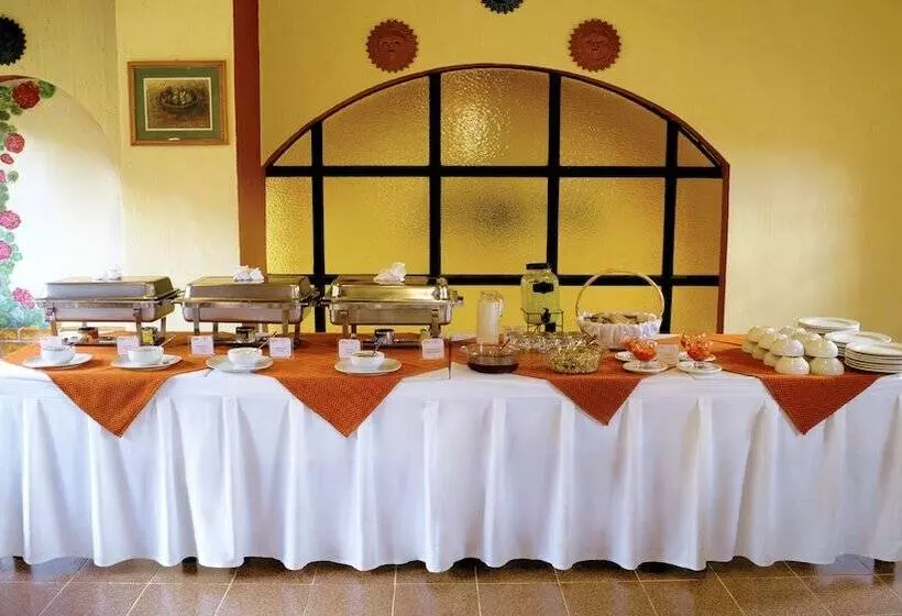 Hotelli Rincon Del Arco