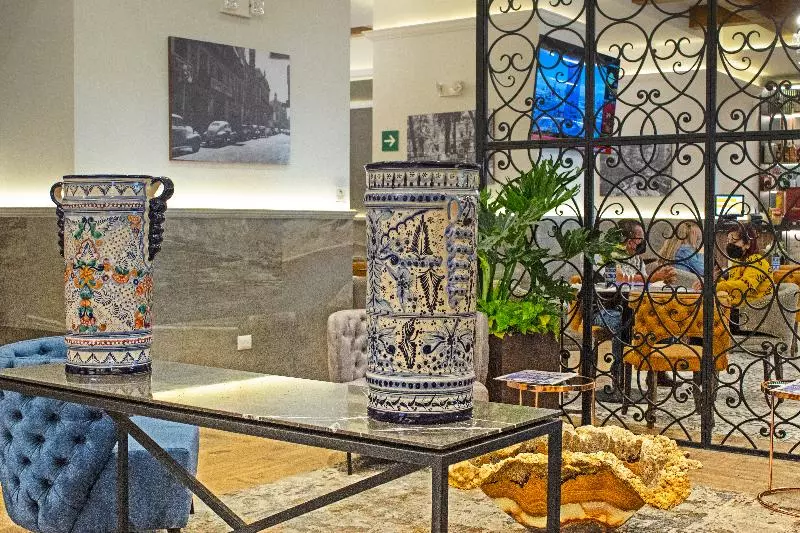 فندق Voco Royalty Puebla Downtown