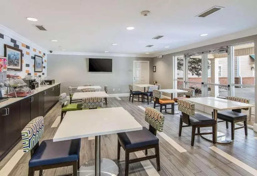 Otel Sleep Inn & Suites Columbus Next To Fort Moore