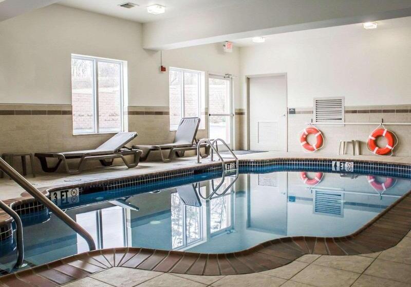 Отель Sleep Inn & Suites