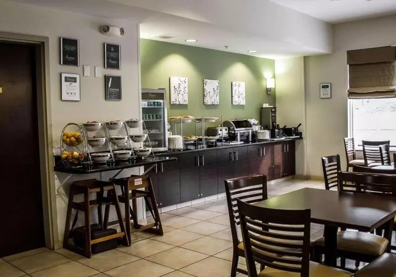 בית מלון כפרי Sleep Inn & Suites