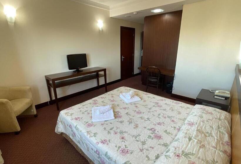 هتل Villa Vergueiro