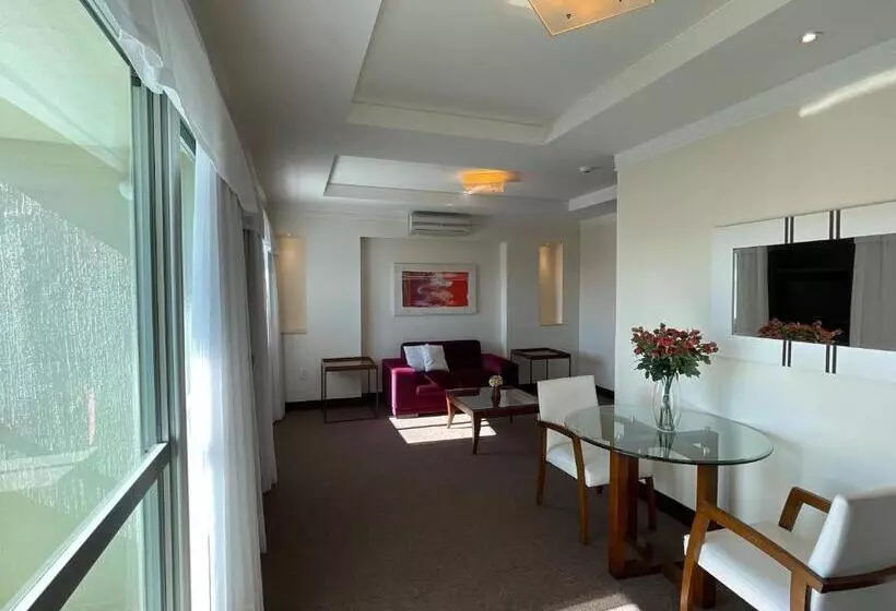 هتل Villa Vergueiro