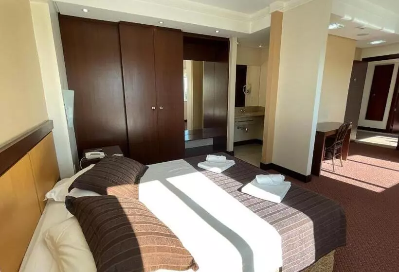 هتل Villa Vergueiro