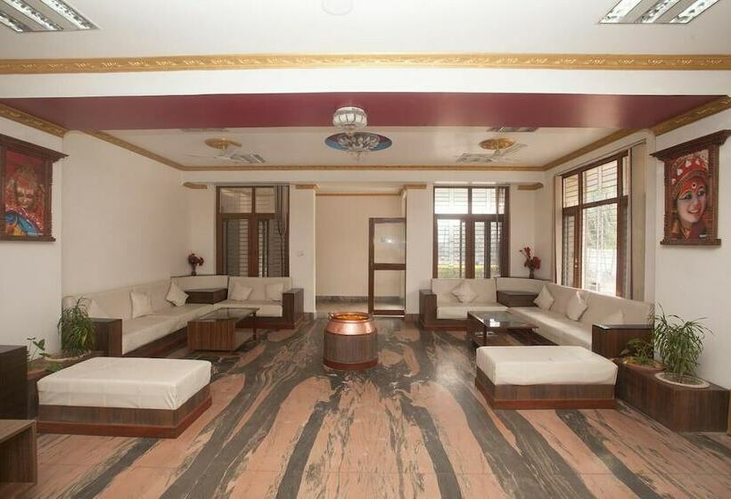 هتل Eastern Star By Oyo Rooms