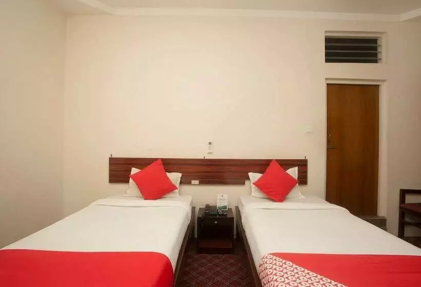 هتل Eastern Star By Oyo Rooms