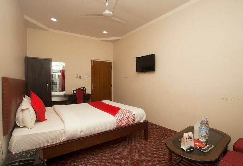 هتل Eastern Star By Oyo Rooms